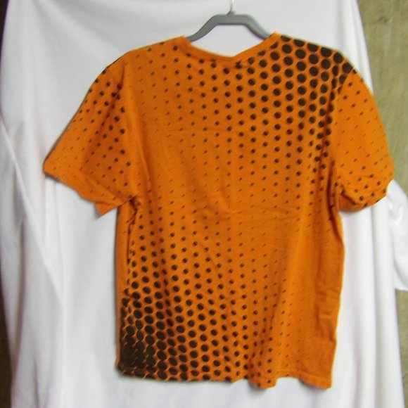 Looney Tunes Graphic T-Shirt - Picture 2 of 2